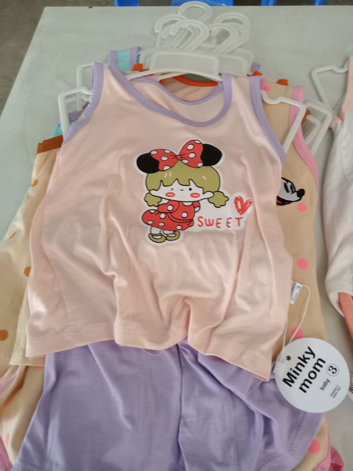 máy hút bụi cầm tay