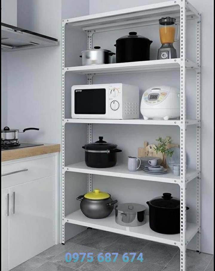 Kệ sắt v lỗ đa năng 5 tầng. kích thước : dài 1.5m, rộng 0,3m, cao 2m