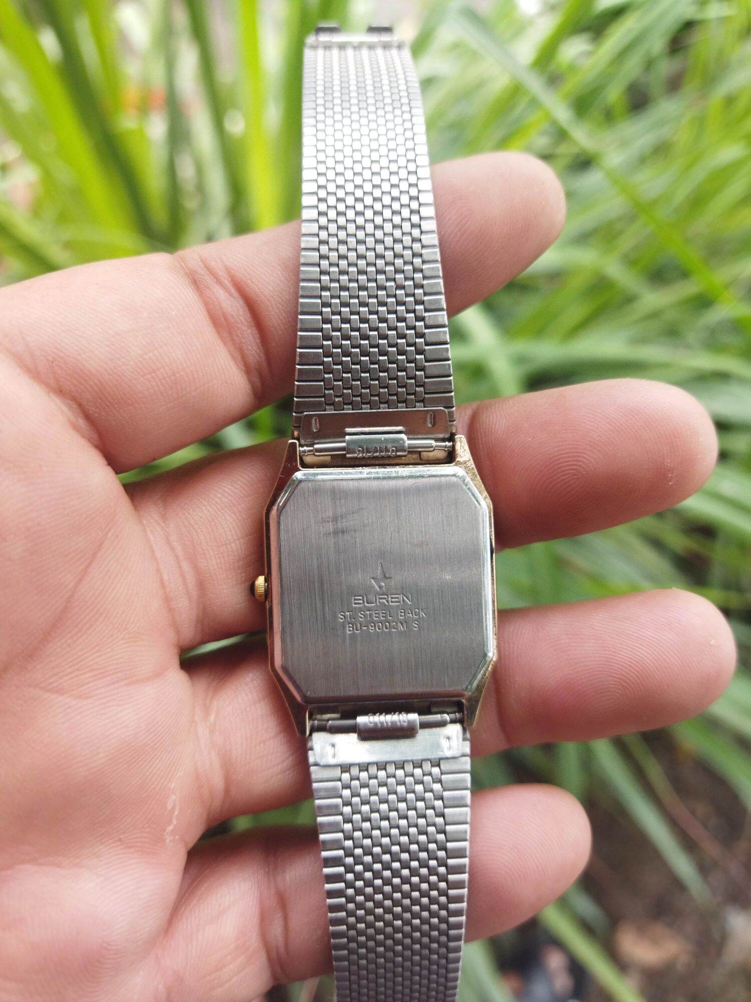 Đồng hồ Thụy Sĩ thương hiệu Buren