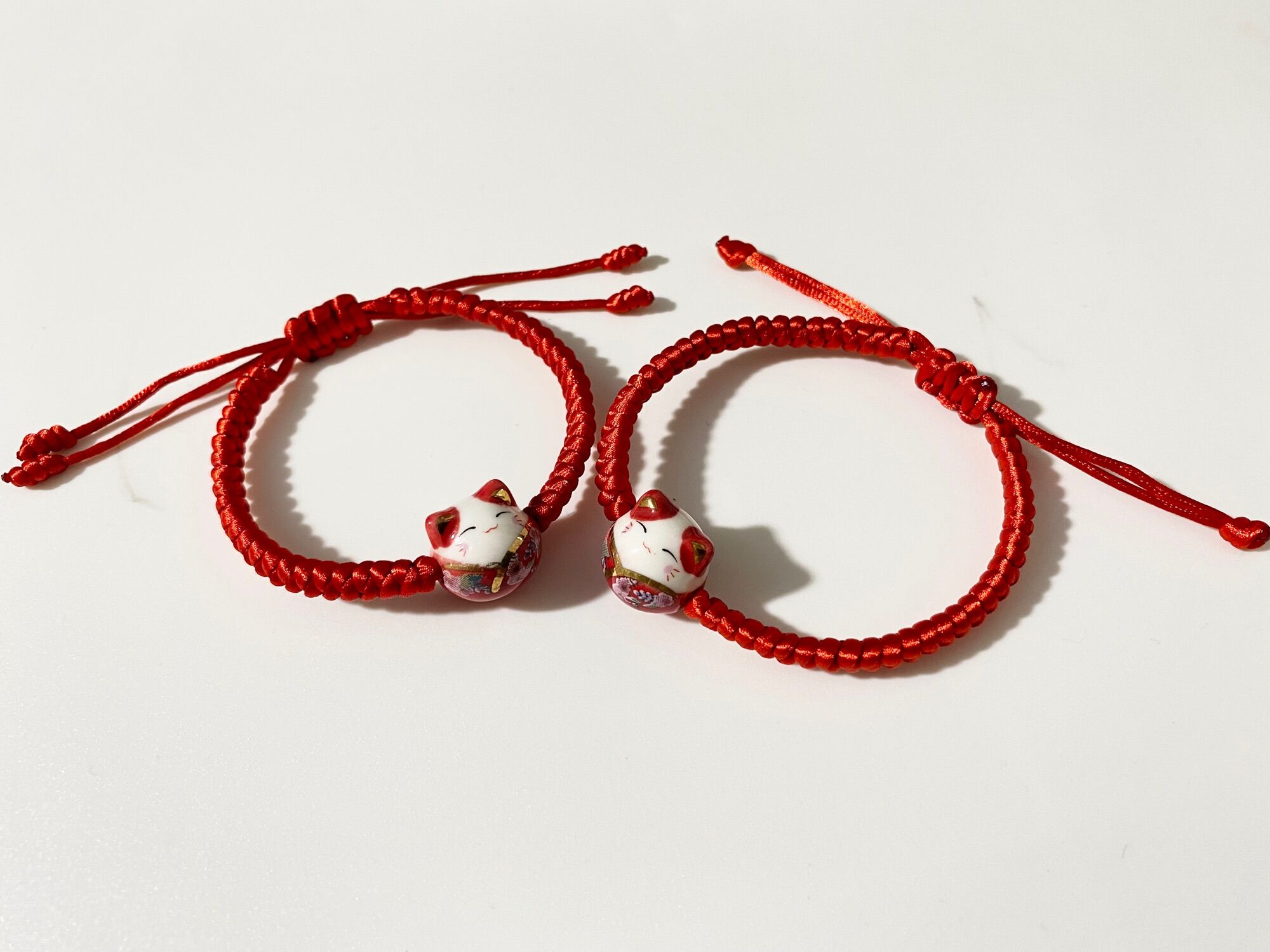Vòng tay handmade mèo thần tài gốm sứ cao cấp