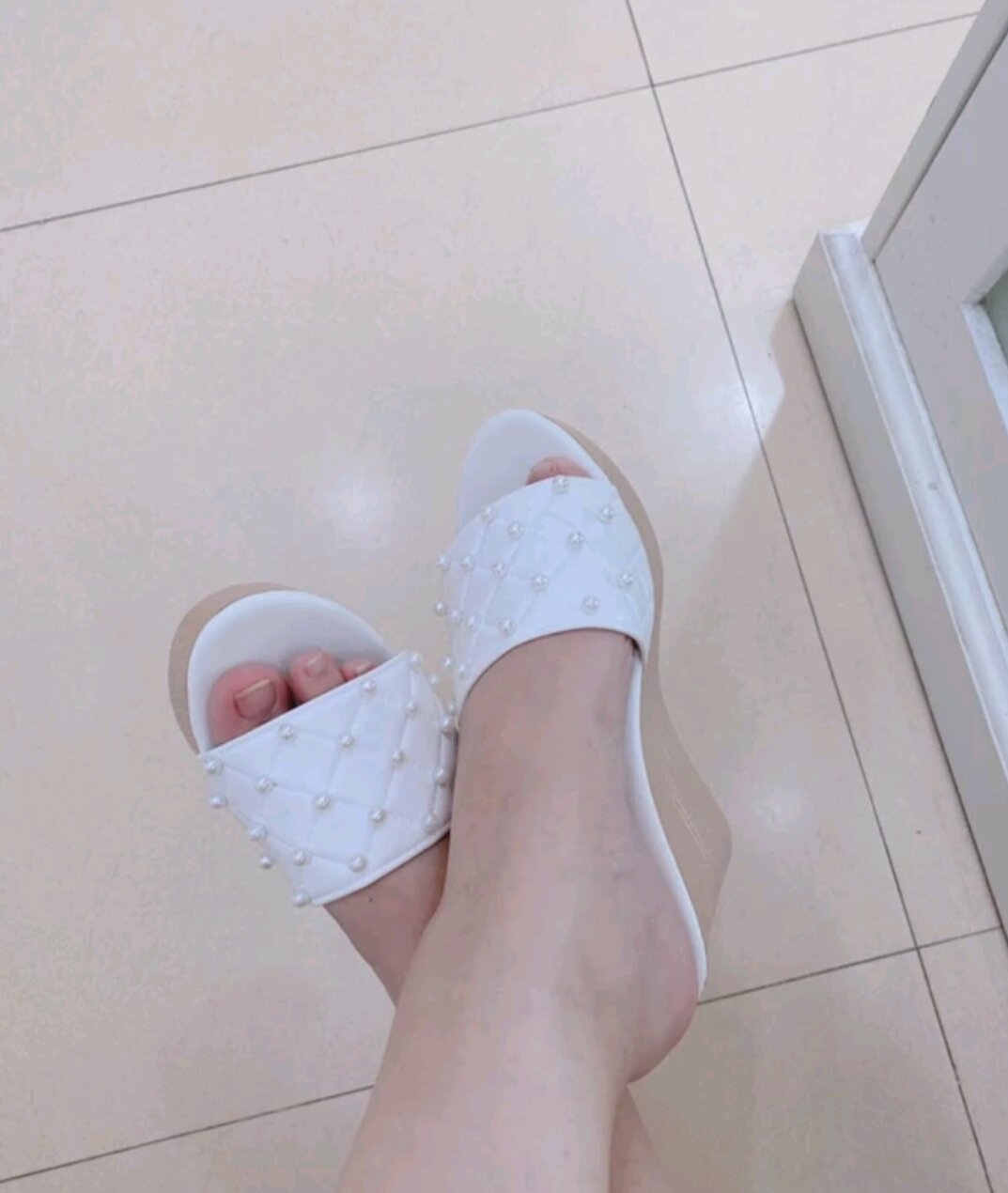 Dép xuồng Nữ. Quai bản ngang cao 9cm