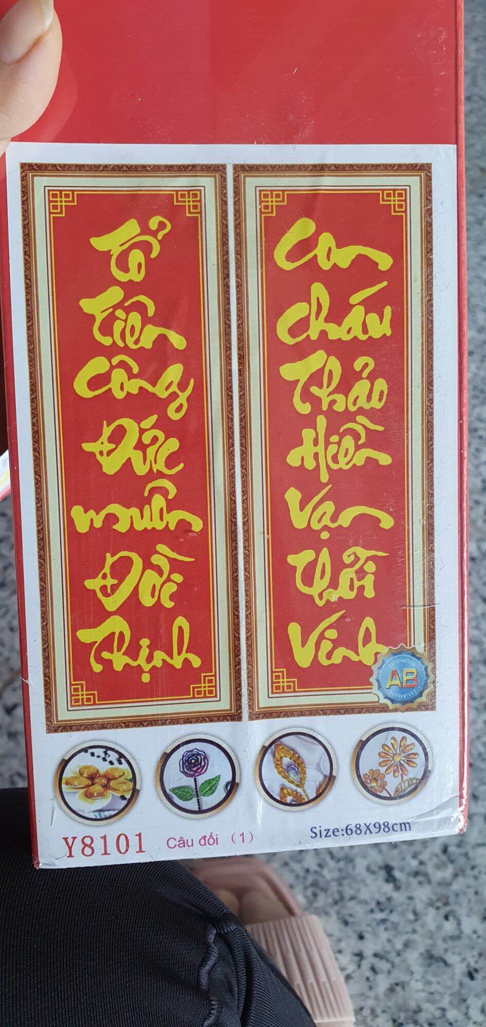 Tranh đính đá Tổ tiên công đức muôn đời thịnh, con cháu thảo hiền vạn thời vinh Y8101 size 68×98cm