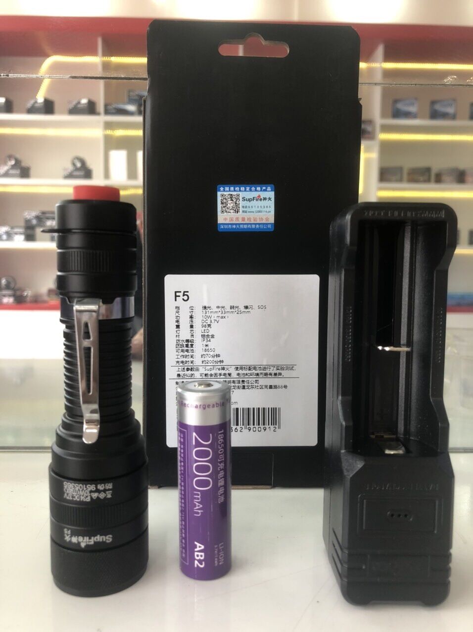 Đèn pin Supfire F5