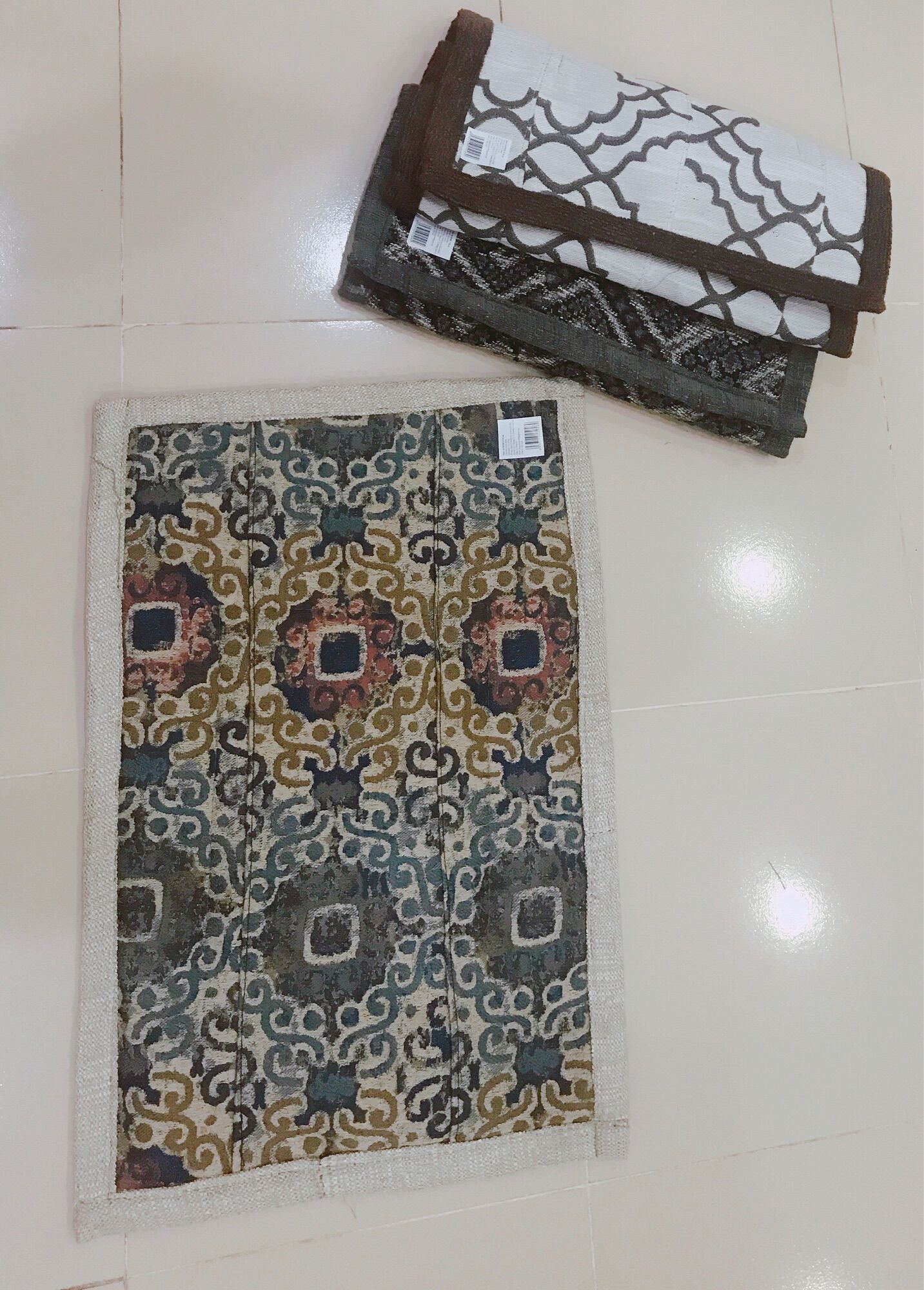 Thảm vải Thổ cẩm chùi chân 37x54 cm