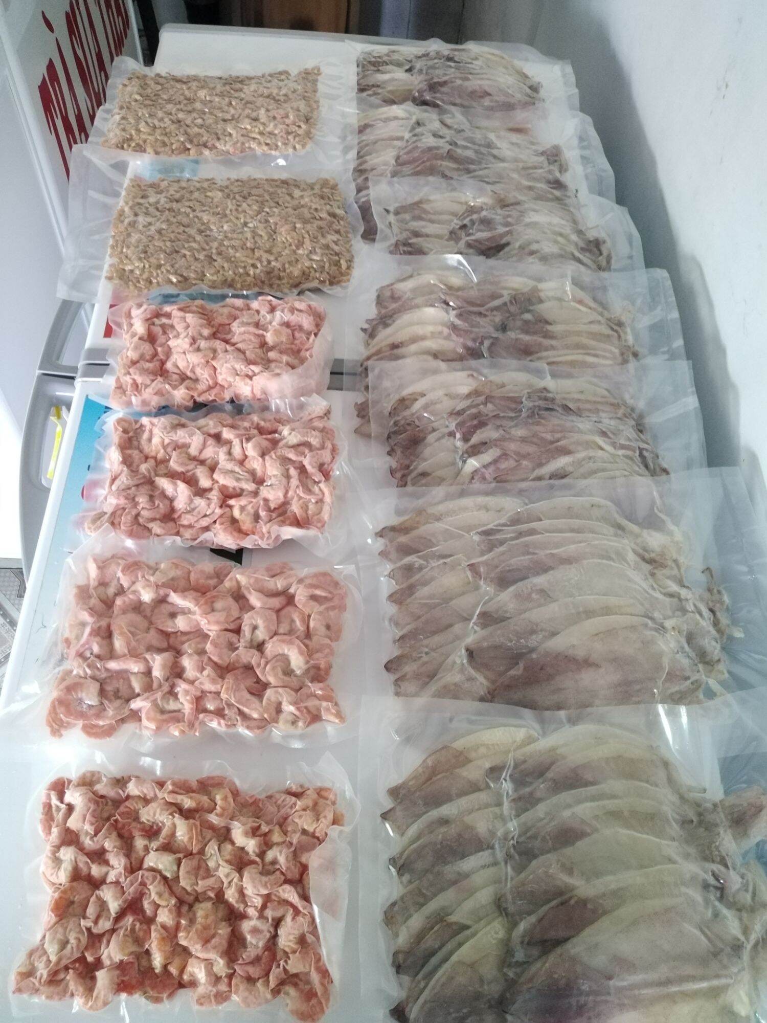 Khô mực 10 - 12 con mực lớn (200g) [freeship]