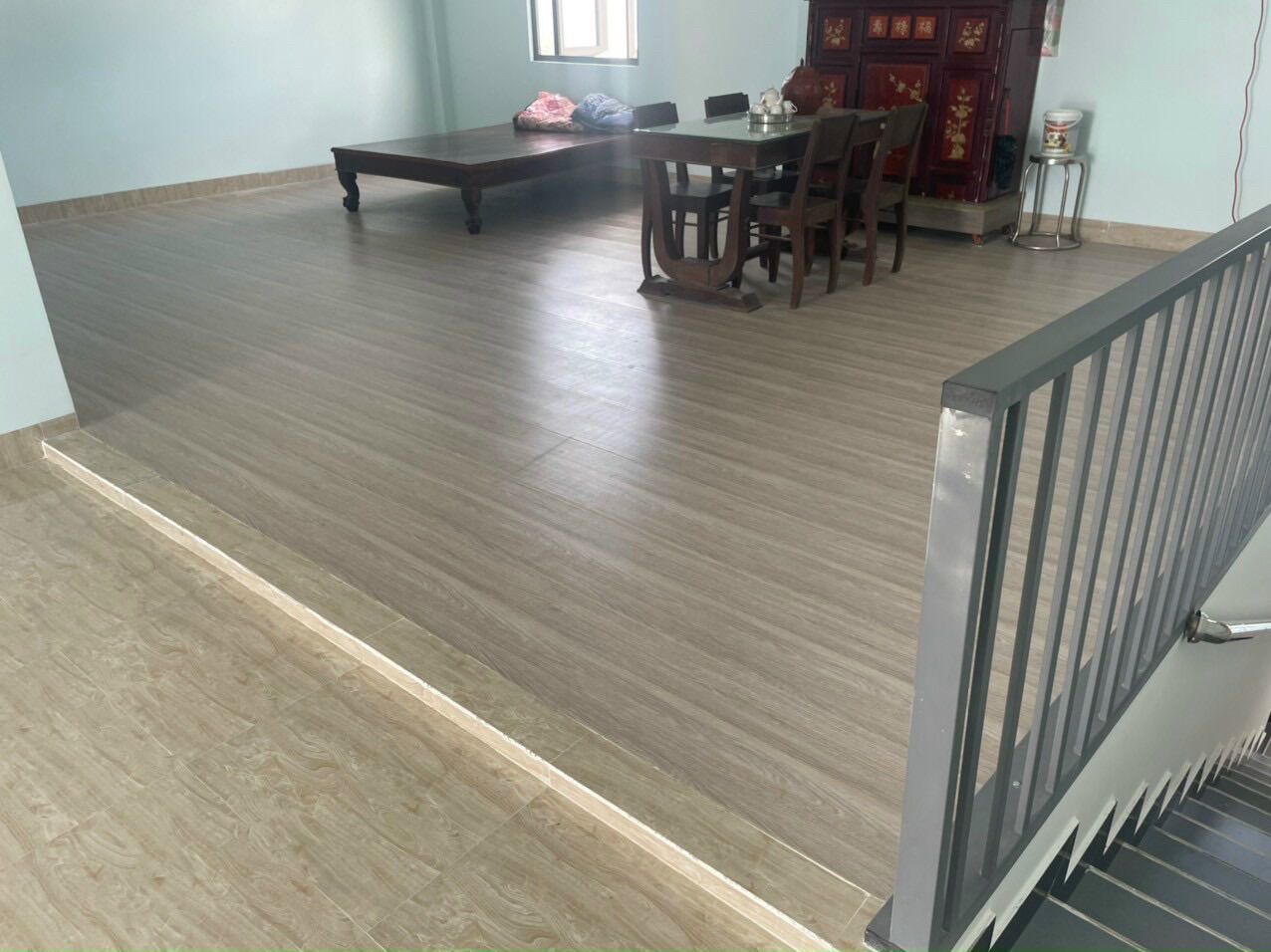Tấm sàn nhựa chịu lực