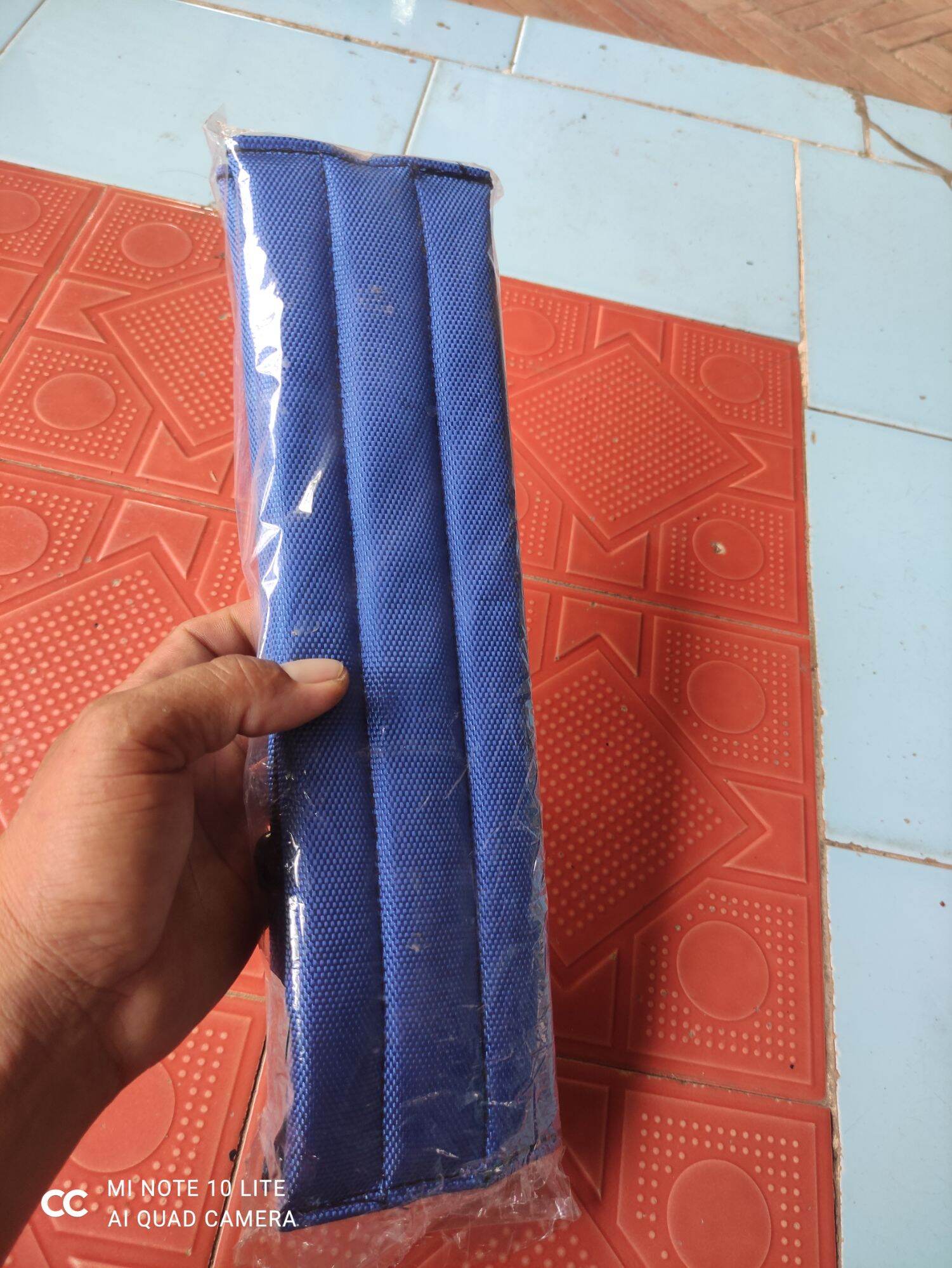 1 cặp dây đeo bình xịt máy