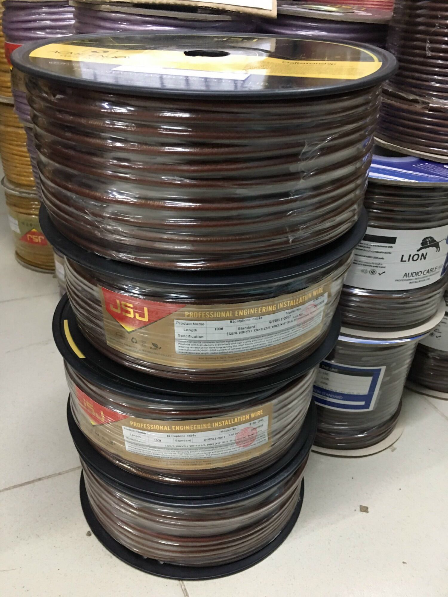 Dây tín hiệu micro nâu od: 6.2, giá mét