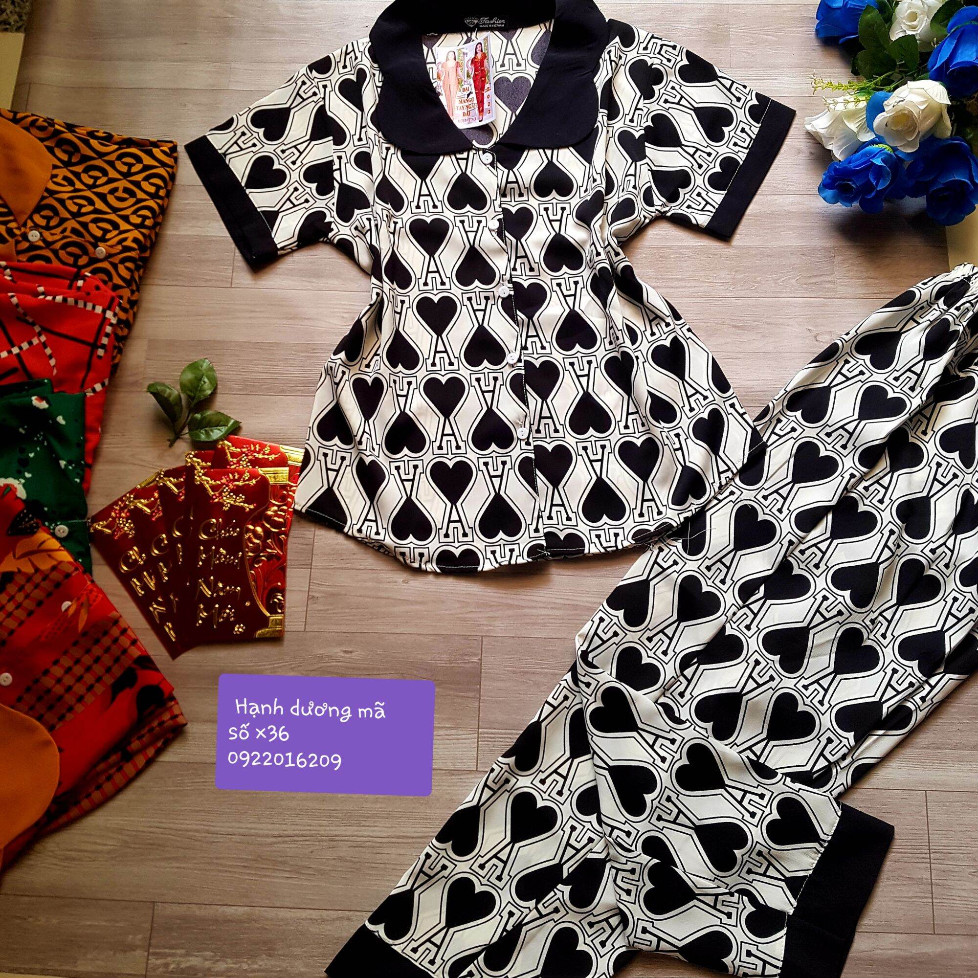 Bộ pijama chất liệu vải mango