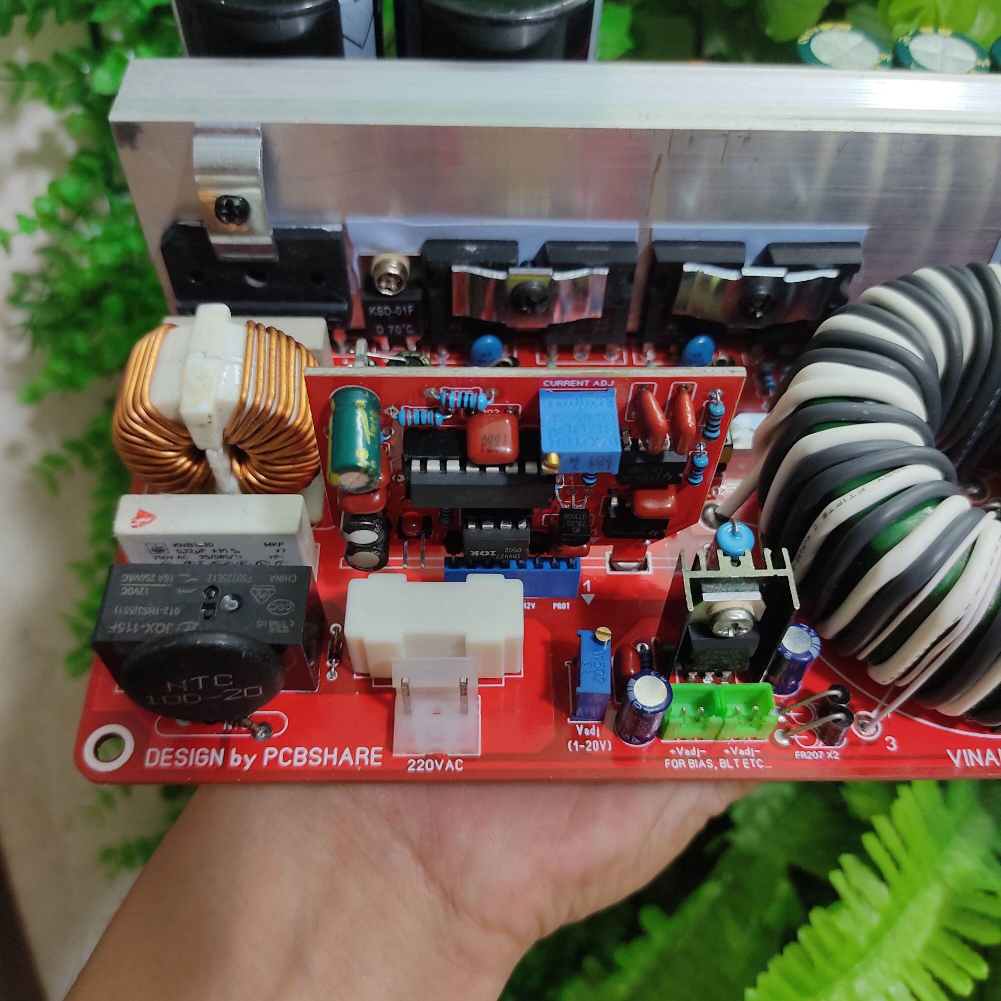 Nguồn xung công suất lớn thay thế cho cục đẩy (2500W RMS)