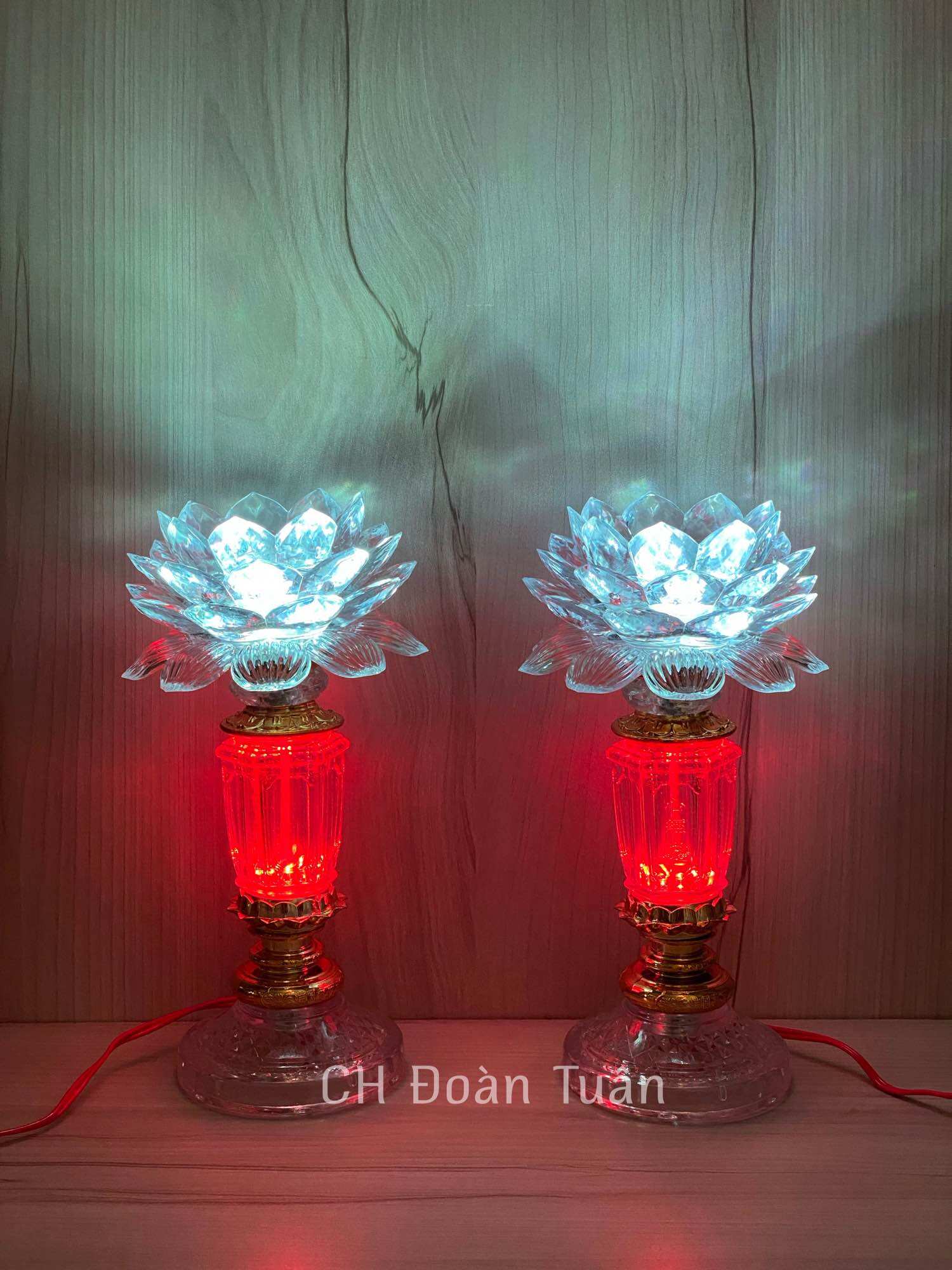 Cặp đèn thờ hoa sen đổi màu , đèn led tiết kiệm điện cao 25cm