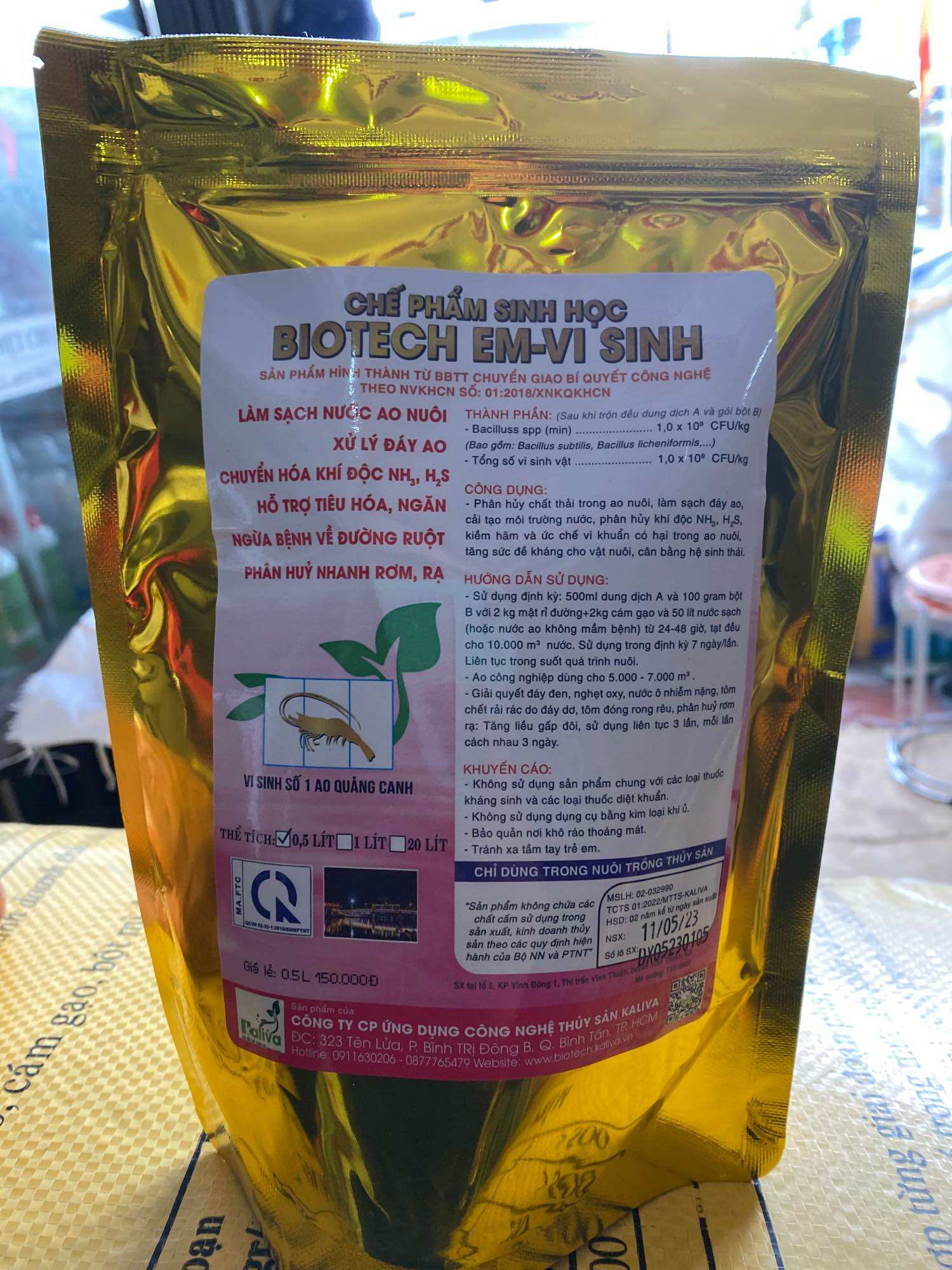 Biotech em-vi sinh 1kg làm sạch nước ao nuôi xử lý đáy ao chuyển hóa khí độc nh3 h2s hỗ trợ tiêu hóa ngăn ngừa bệnh về đường ruột phân hủy nhanh rơm rạ tạo vi khuẩn soy giúp tôm mau lớn phát triển tốt ....