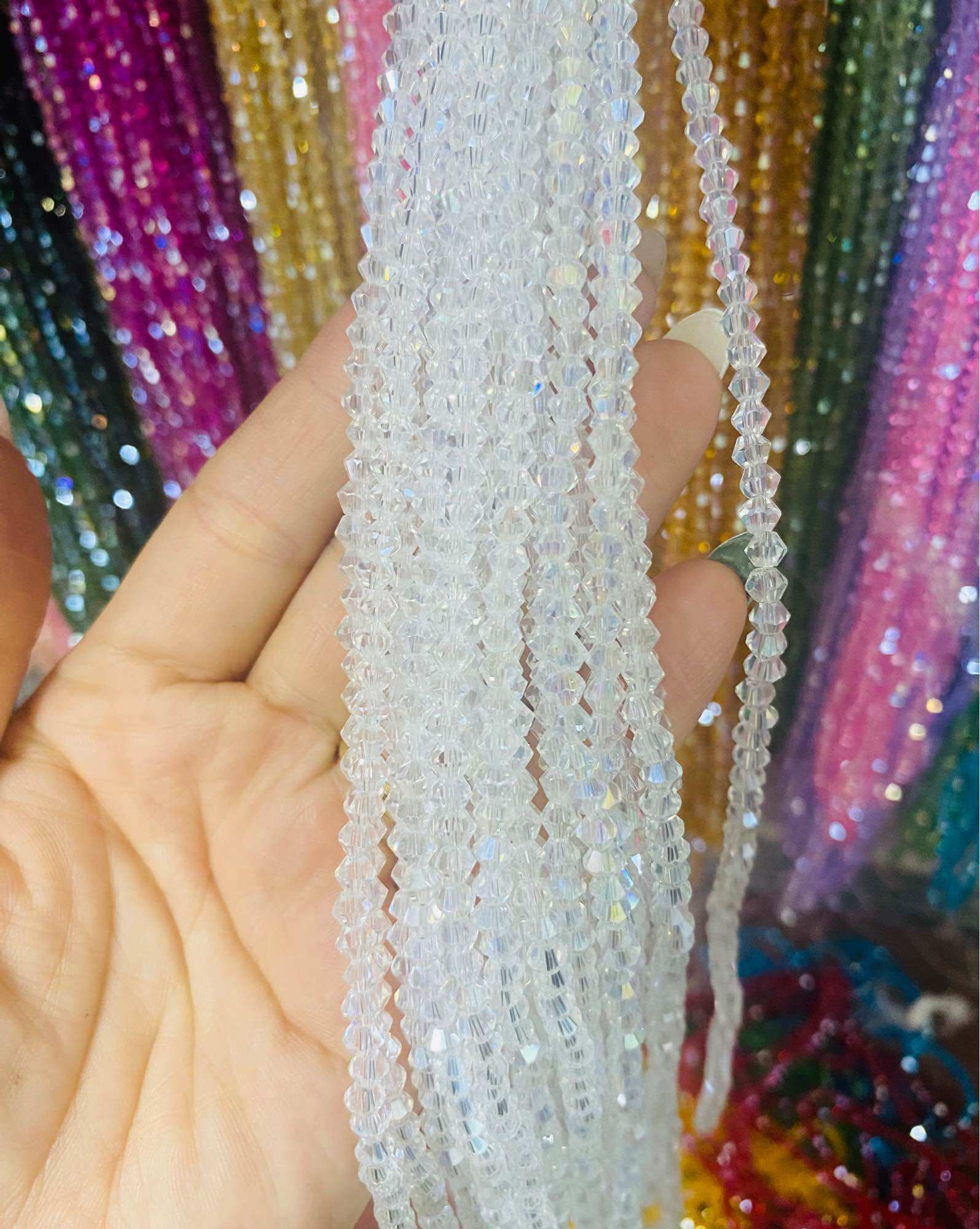 Dây hạt đá pha lê hình chóp nón lấp lánh 4li làm vòng handmade