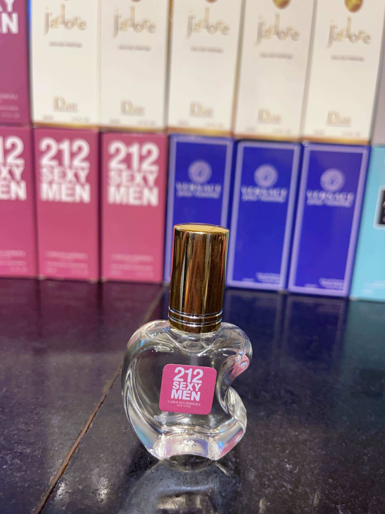 Nước Hoa Mini 212 Sexy Men 20ml [Mẫu Táo]