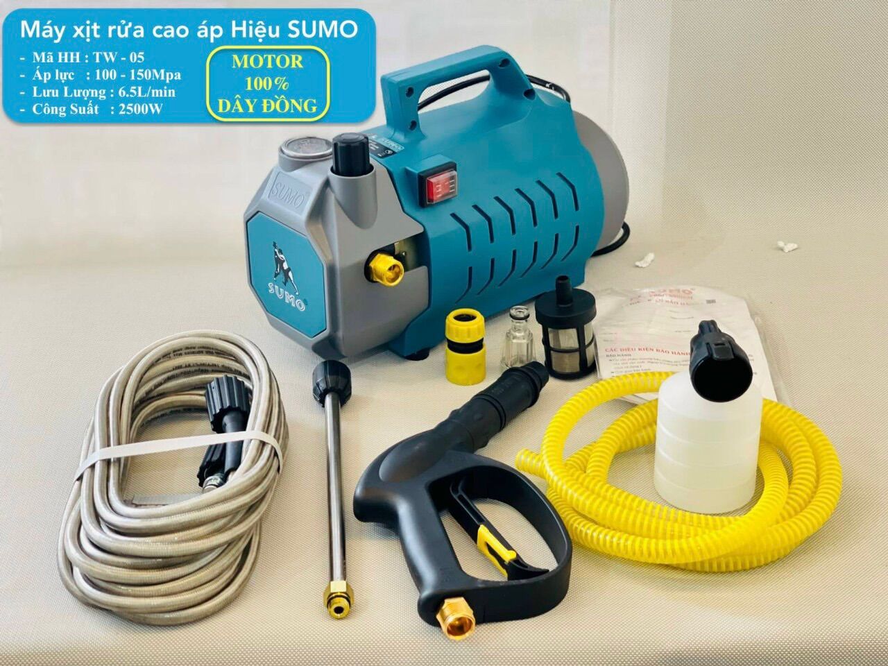 Máy rửa xe sumo tw05
