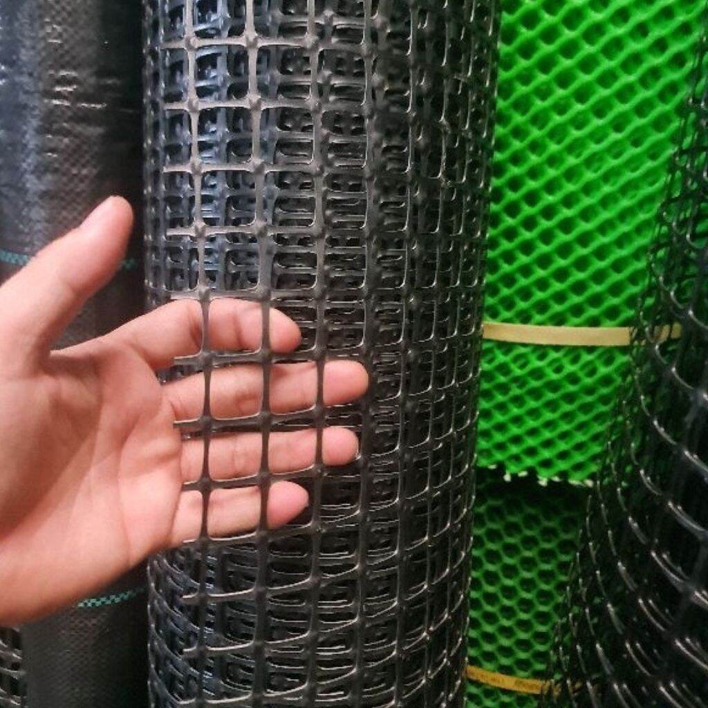 ( Khổ cao 1m, 1.2m,1.5m x dài 1m) Lưới nhựa dẻo Nguyên Sinh rào vườn, làm chuồng trại chăn nuôi gà vịt