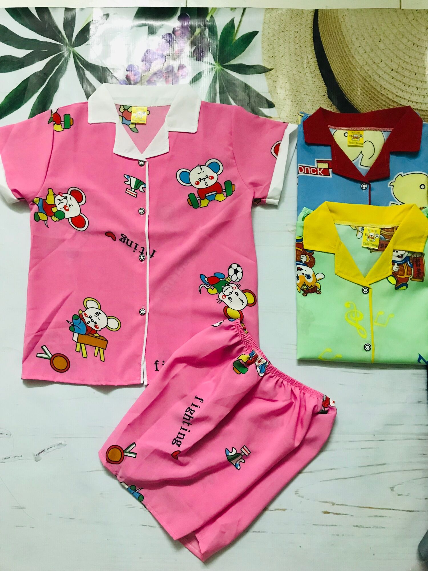 (Hcm) BỘ LỤA CHO BÉ GÁI SIZE LỚN 25-35 KG( NGẪU NHIÊN)