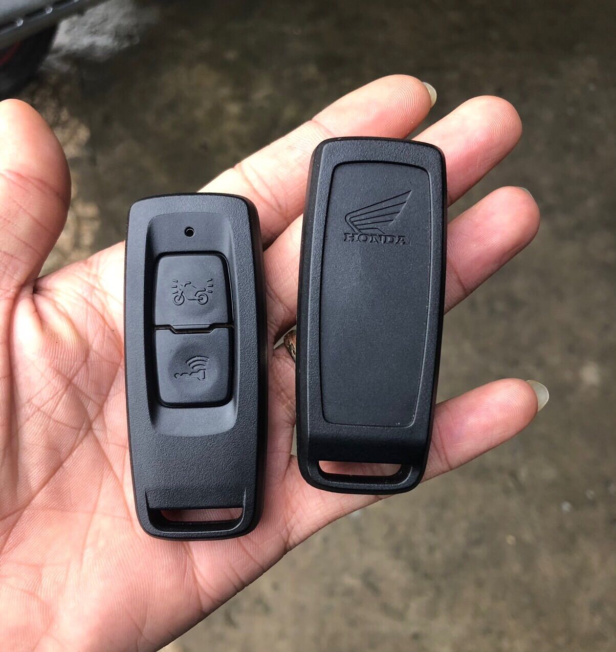 Vỏ chìa khóa smartkey 2 nút xe honda 2022 vision,sh mode, sh, air blade, lead, vario, pcx chuẩn zin