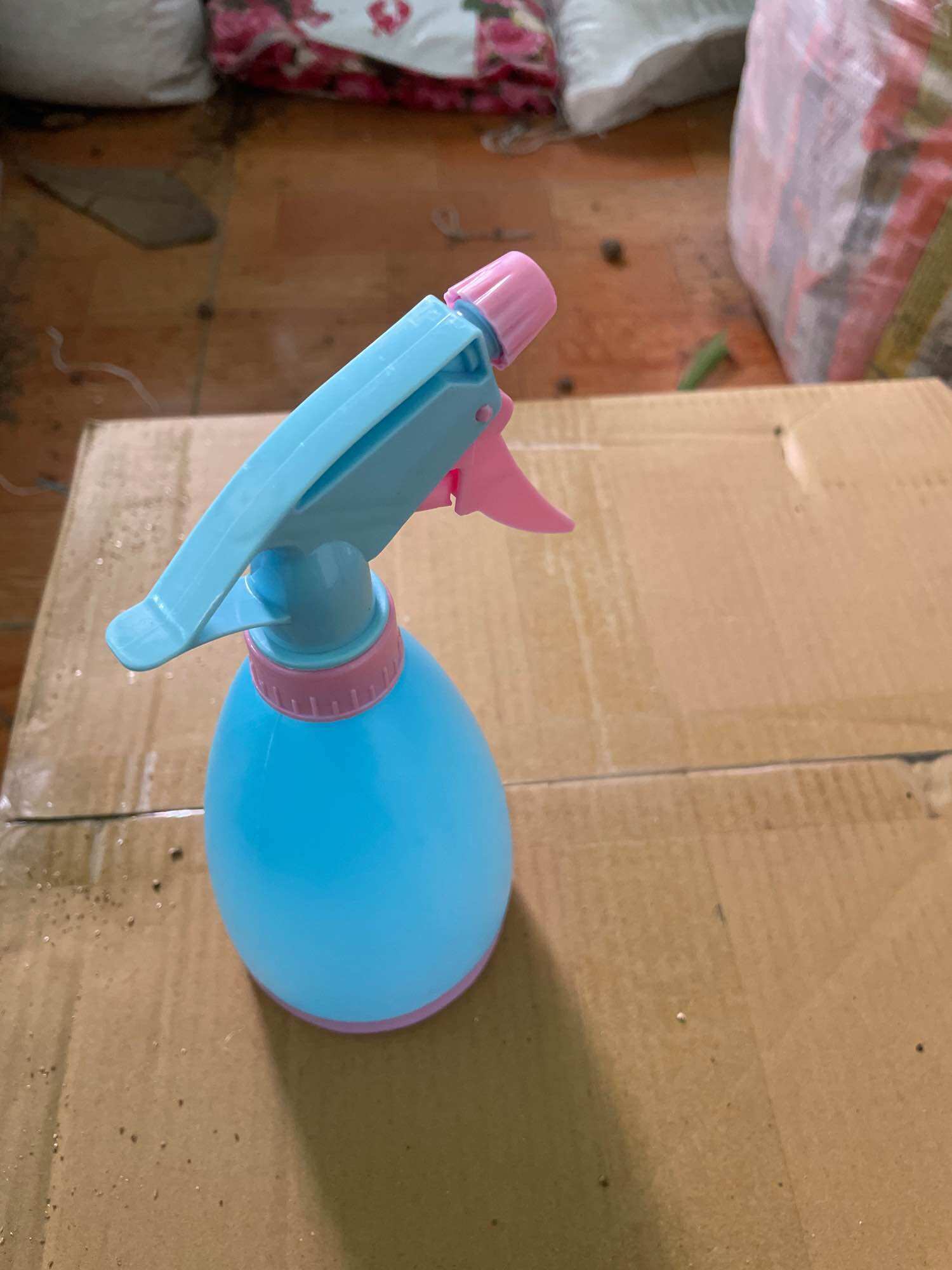 Bình Tưới Cây Phun Sương Dạng Xịt 0,5 Lít
