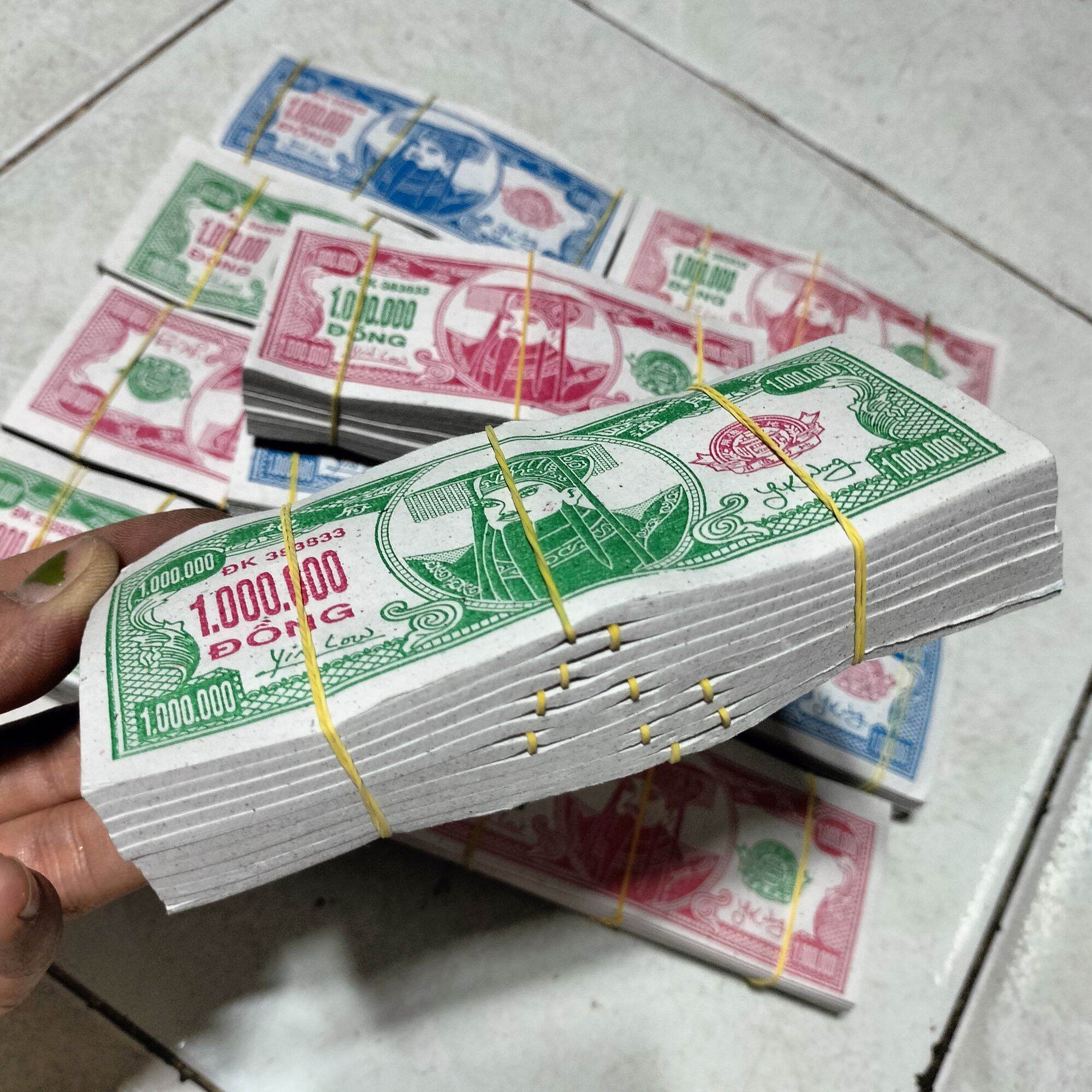Cục tiền đô 3 màu hàng mã/Tiền âm phủ (200 tờ)