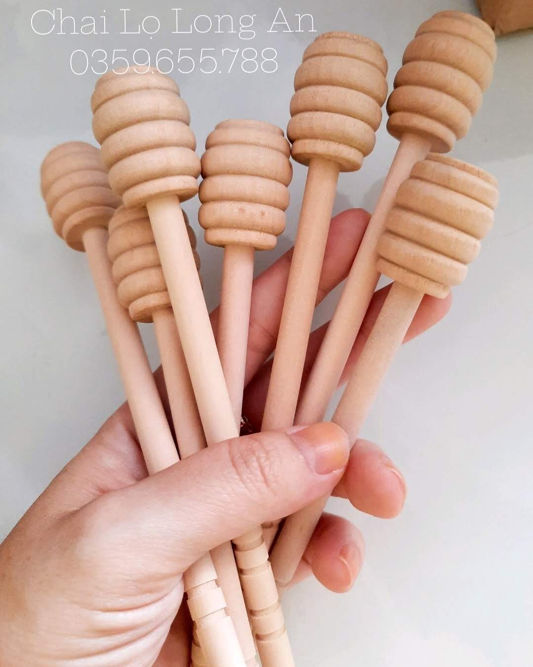 QUE GỖ LẤY MẬT ONG