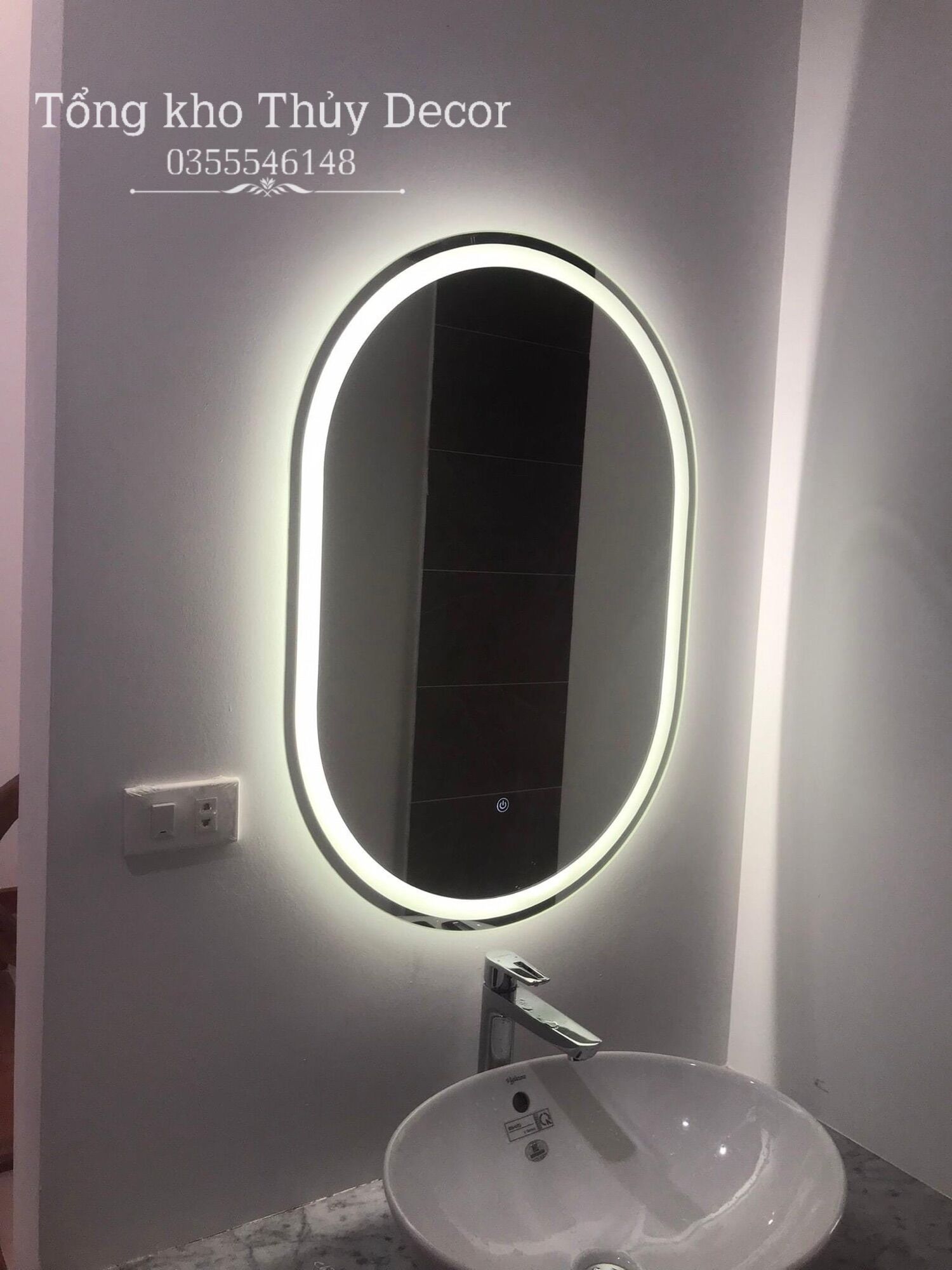 Gương led cảm ứng bầu dục kích thước 50x70cm hàng vip