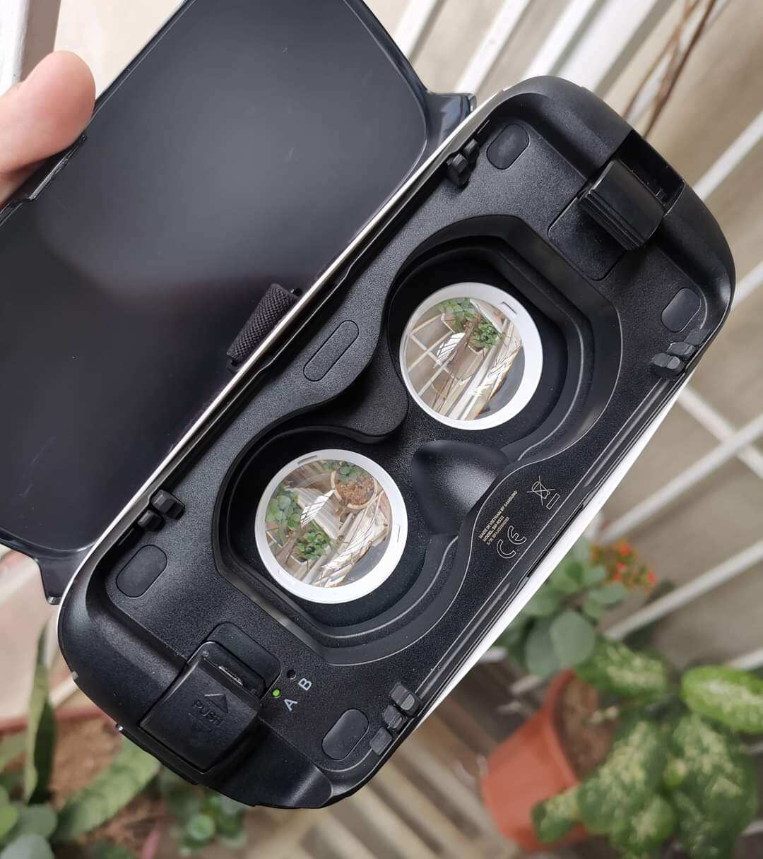 Kính thực tế ảo Samsung Gear VR SM-R322
