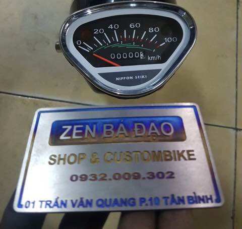 Đầu đèn 67 màu đỏ đô