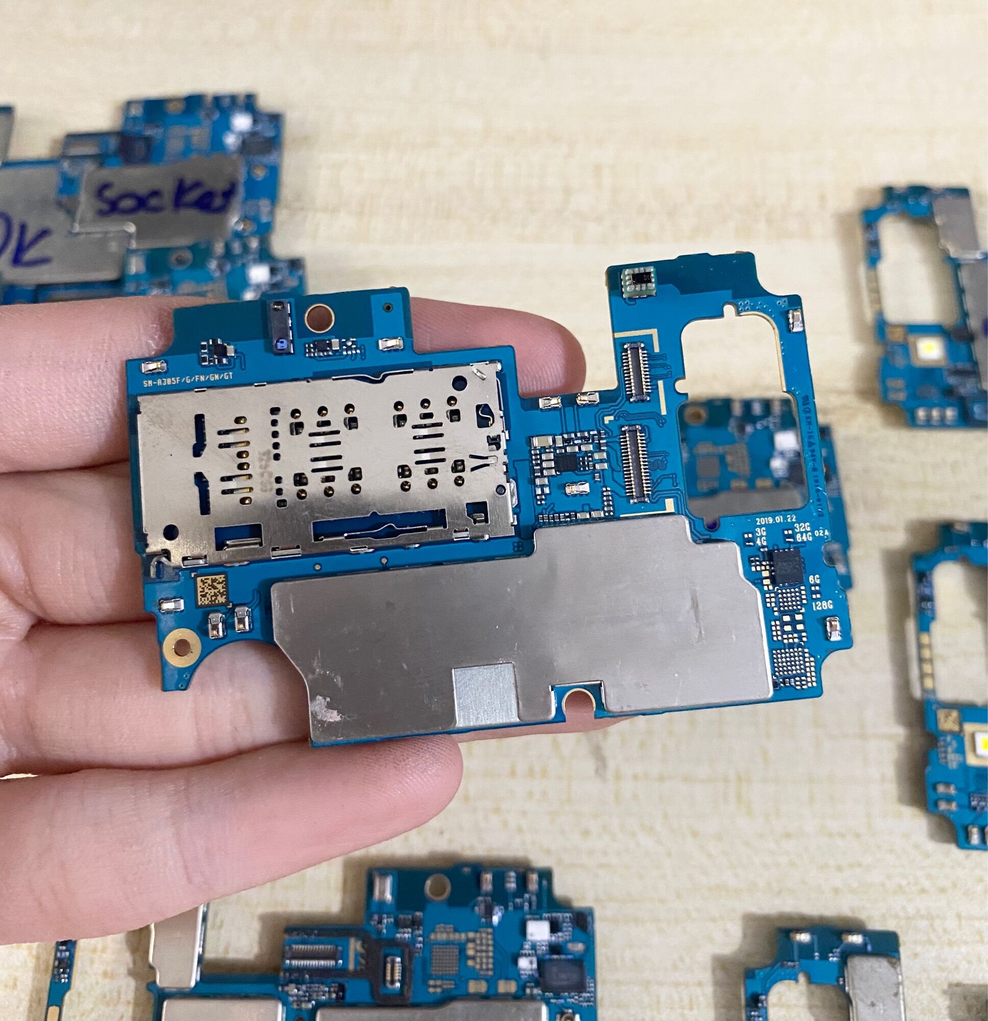 Main Samsung A30 Full Chức Năng ( Sim , Wifi , Sạc ,… ) Zin Hàng Cao Cấp