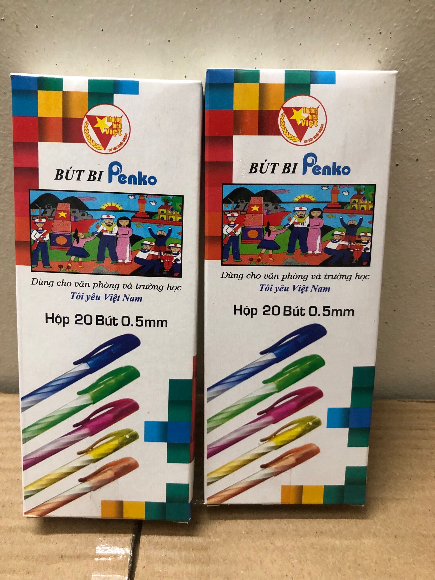 Combo 20 chiếc bút bi nến