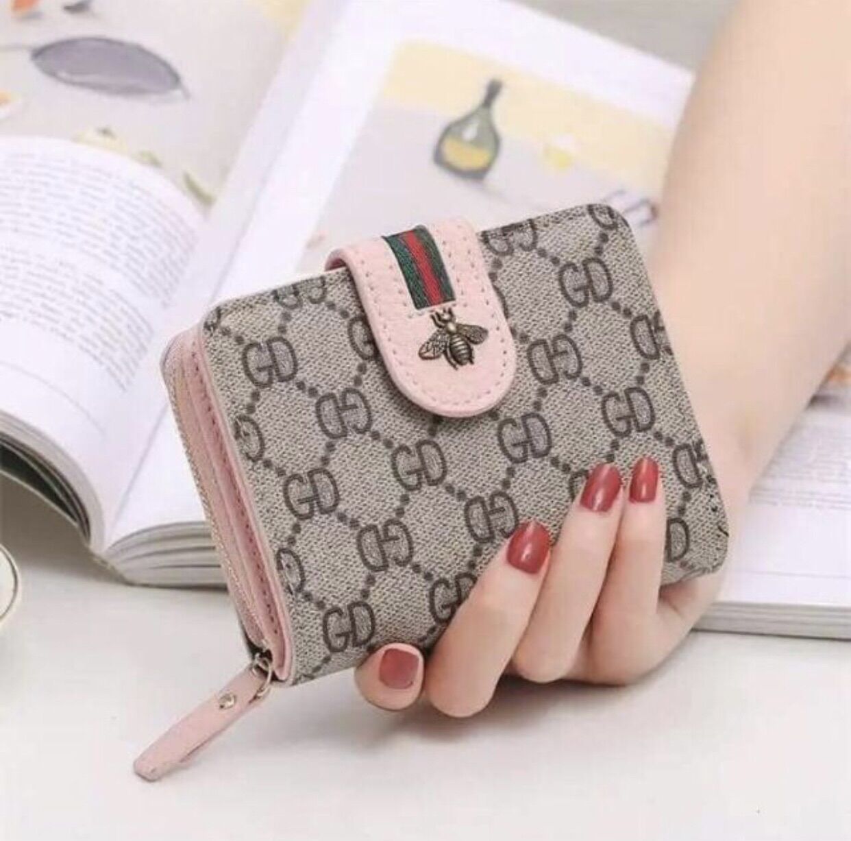 Ví da cầm tay mini nữ, bóp nữ cầm tay đựng tiền, thẻ gấp đôi khóa ong T267