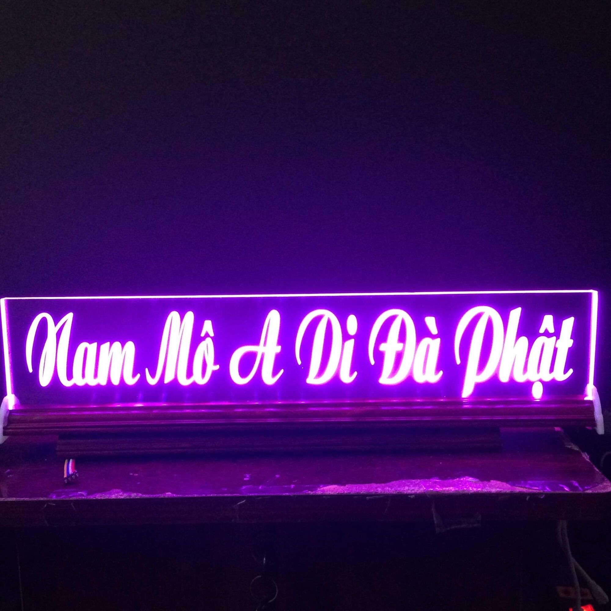 Chữ điện: Nam Mô A Di Đà Phật ( 10x60cm) để bàn
