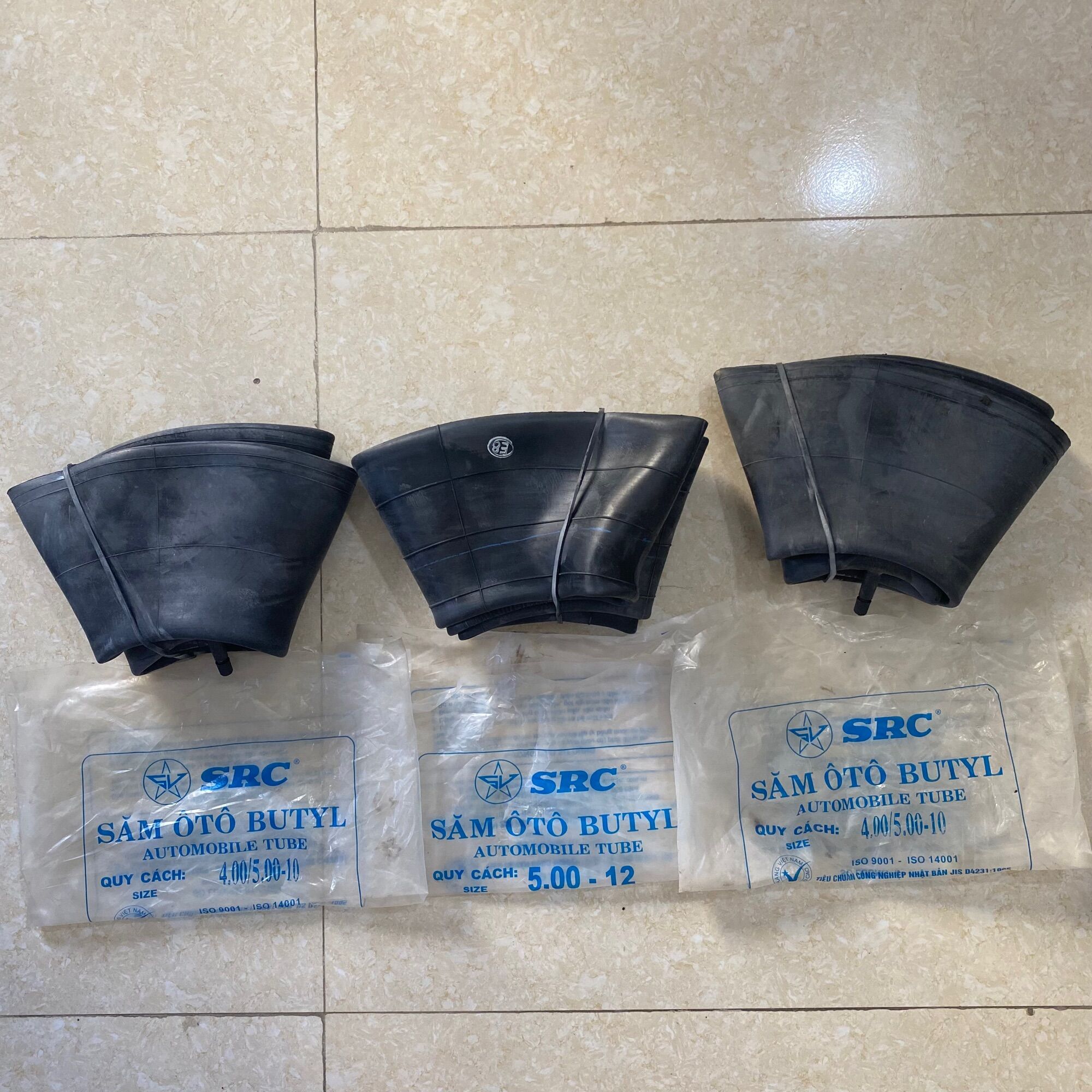 Ruột, săm bánh xe dành cho xe ba gác, xe lôi, xe công nông hãng cao su sao vàng loại 400/450-12 và 500-12