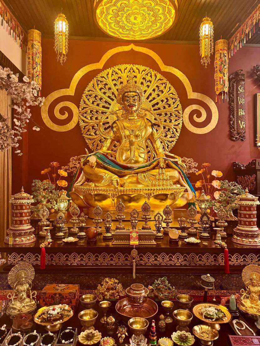 Nhà Sách Vĩnh Phú