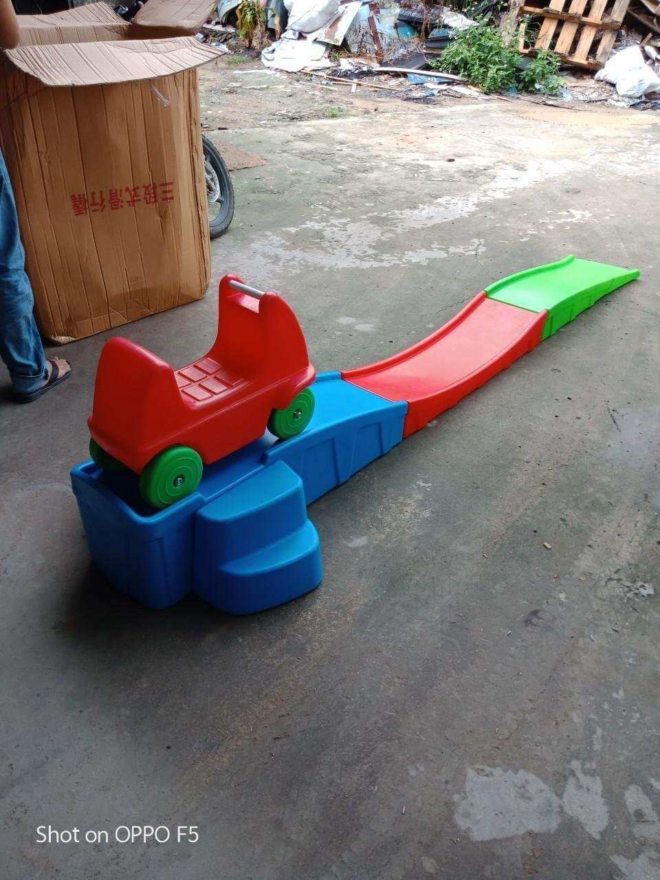 Xe trượt dóc chòi chân