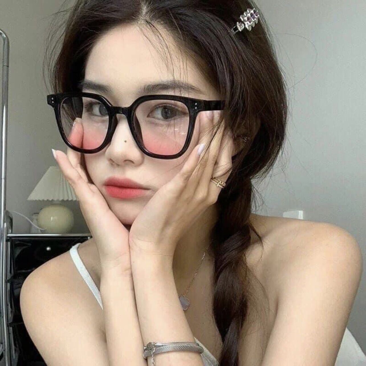MẮT KÍNH THỜI TRANG MÁ HỒNG HOT HIT 2022
