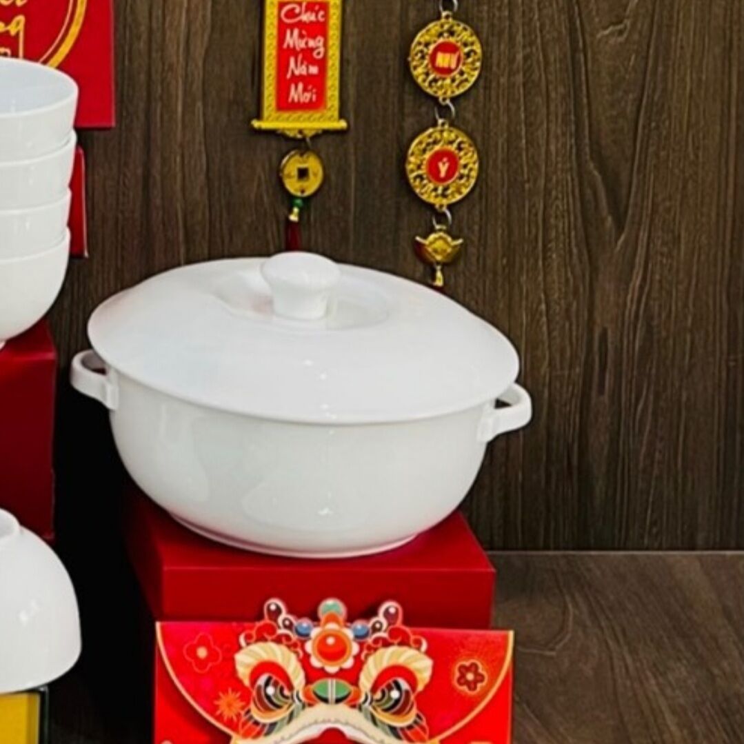 Âu đựng cơm, đựng canh.Hàng gốm sứ Bát Tràng.