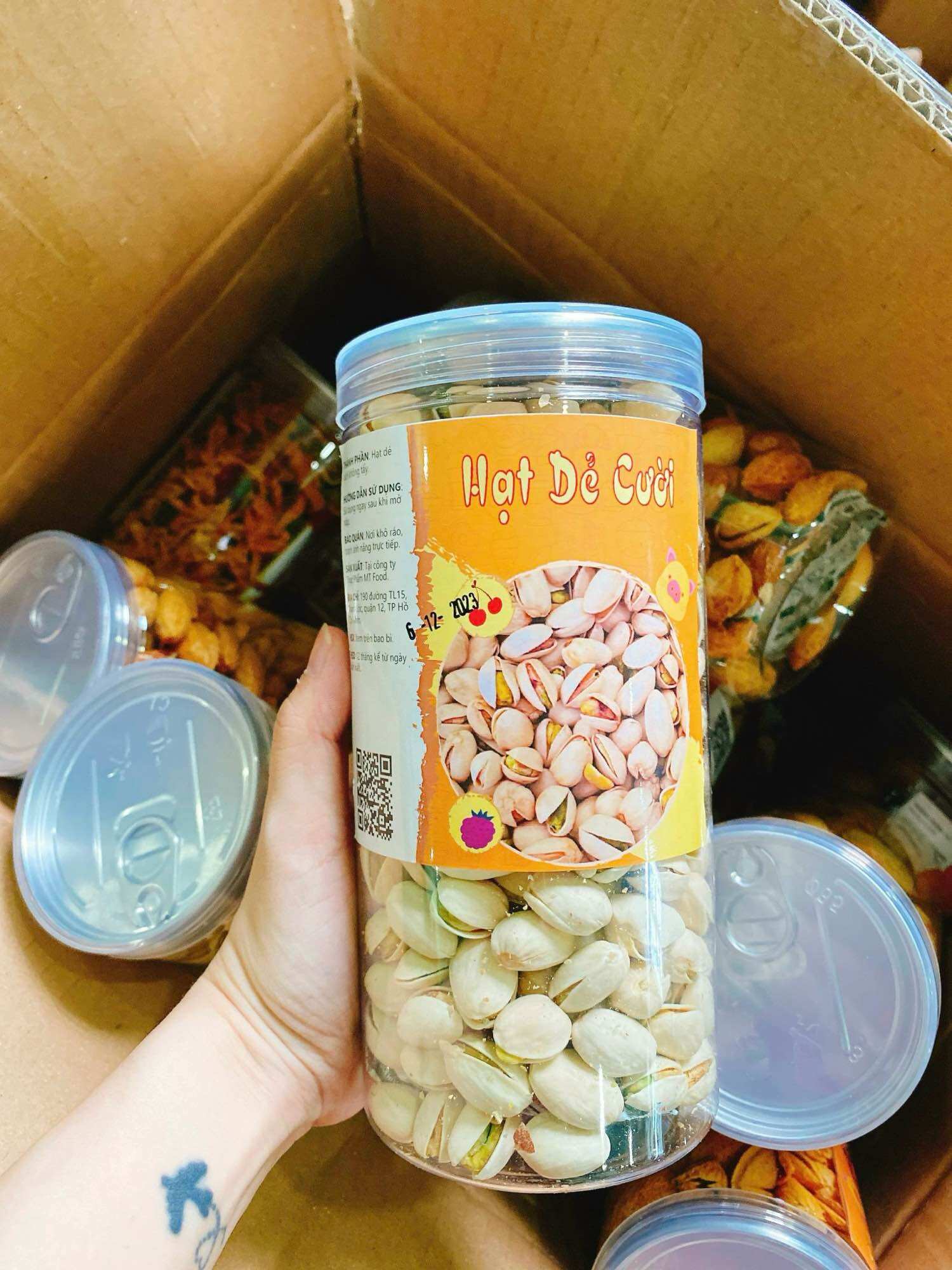 [FREESHIP MAX] Hạt Dẻ Cười - Vỏ Mỏng Hạt To Tròn Đều Lon 300g