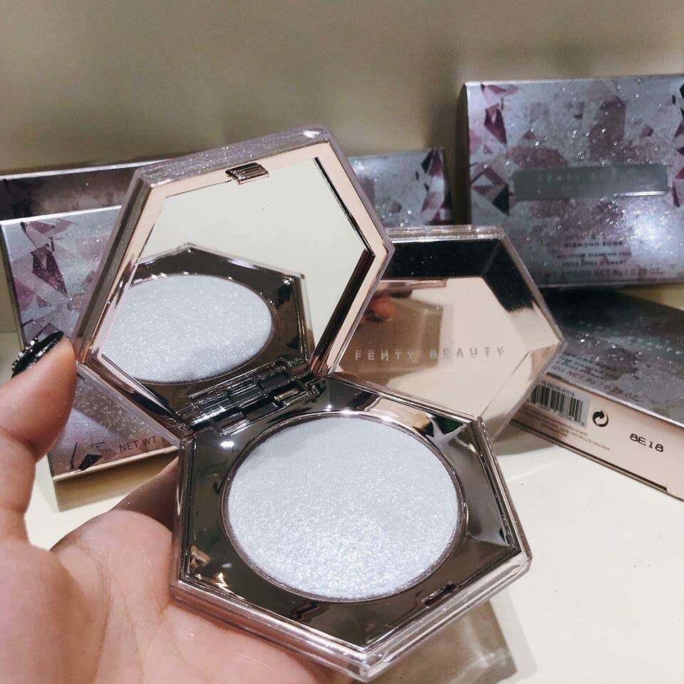 Phấn bắt sáng Fenty Beauty