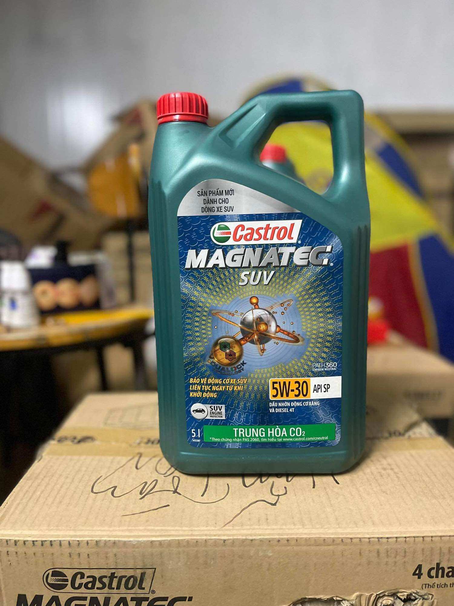 Dầu castrol magnatec suv 5w-30