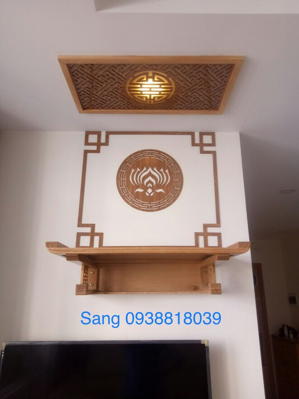 Bàn thờ treo tường