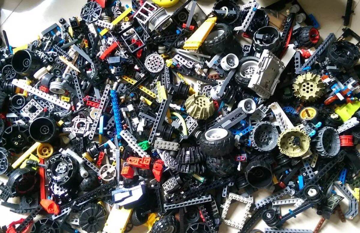 1kg gạch xếp hình dòng NON-LEGO dòng Technic - Bionicle