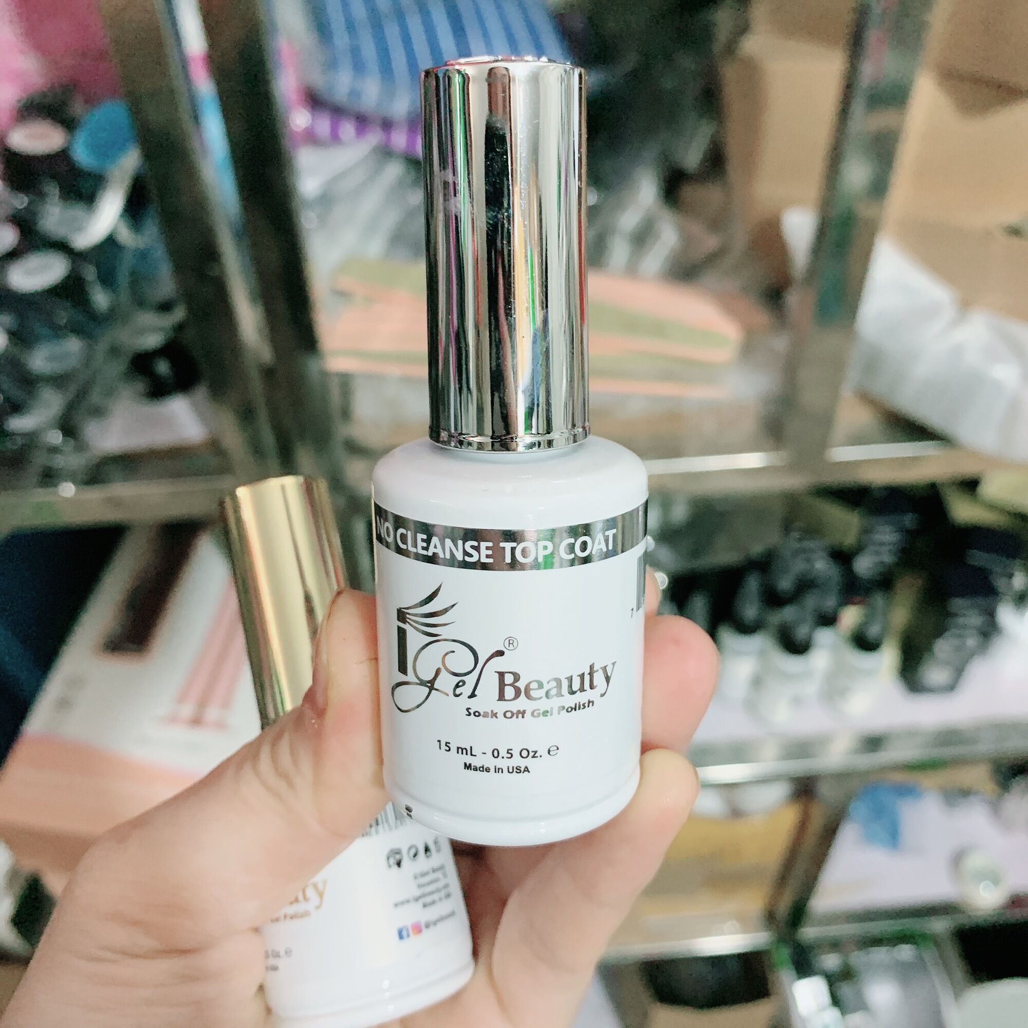 Base top igel beauty
