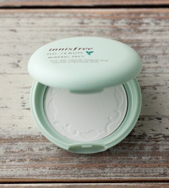 Phấn phủ dạng nén kiềm dầu no sebum mineral pact