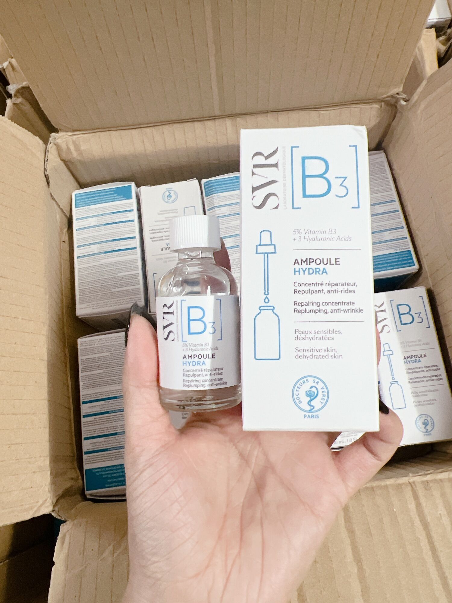 Serum cấp nước, phục hồi da SVR B3 Ampoule Hydra 30ml