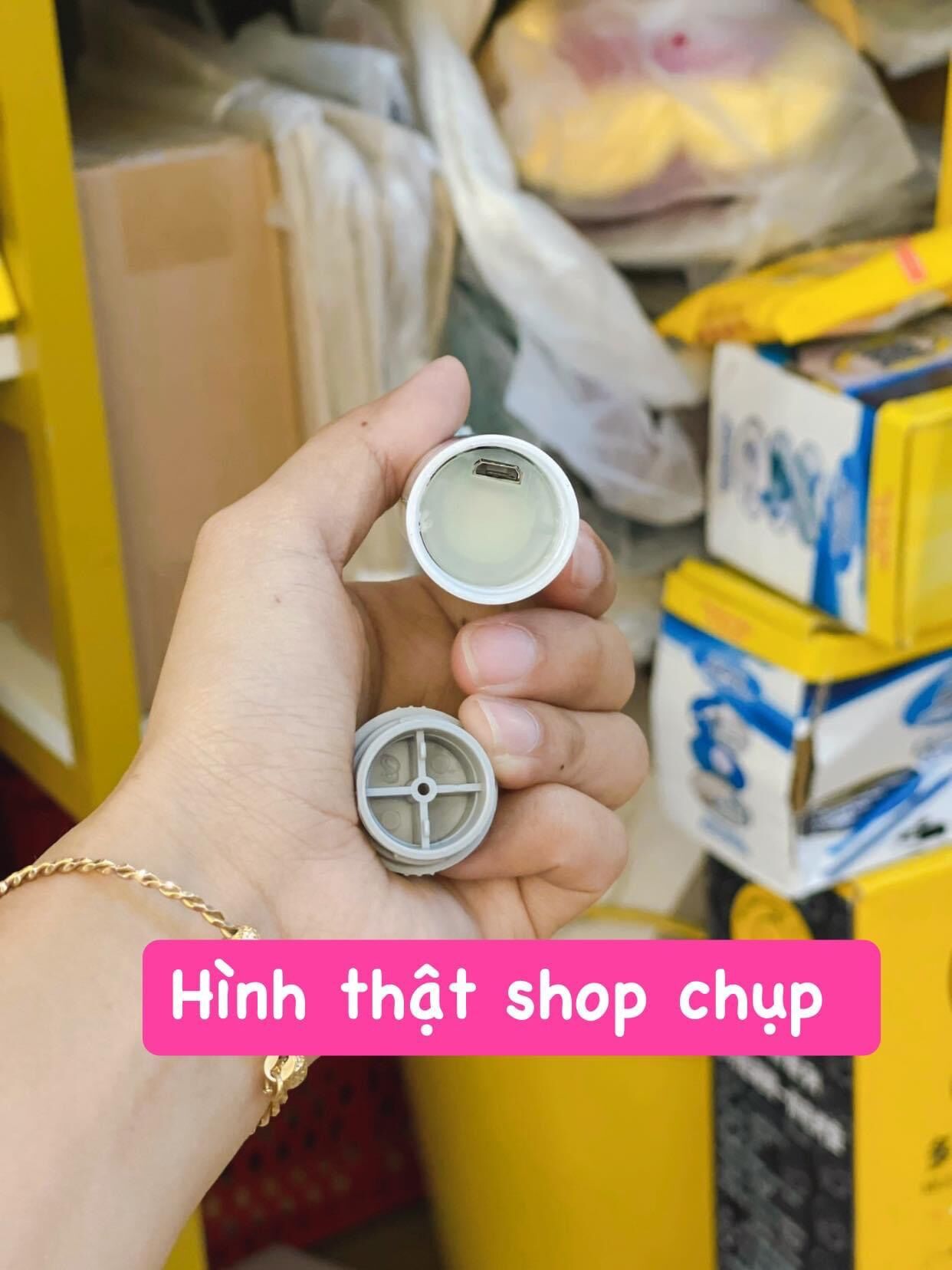 Bàn chải đánh răng sạc pin