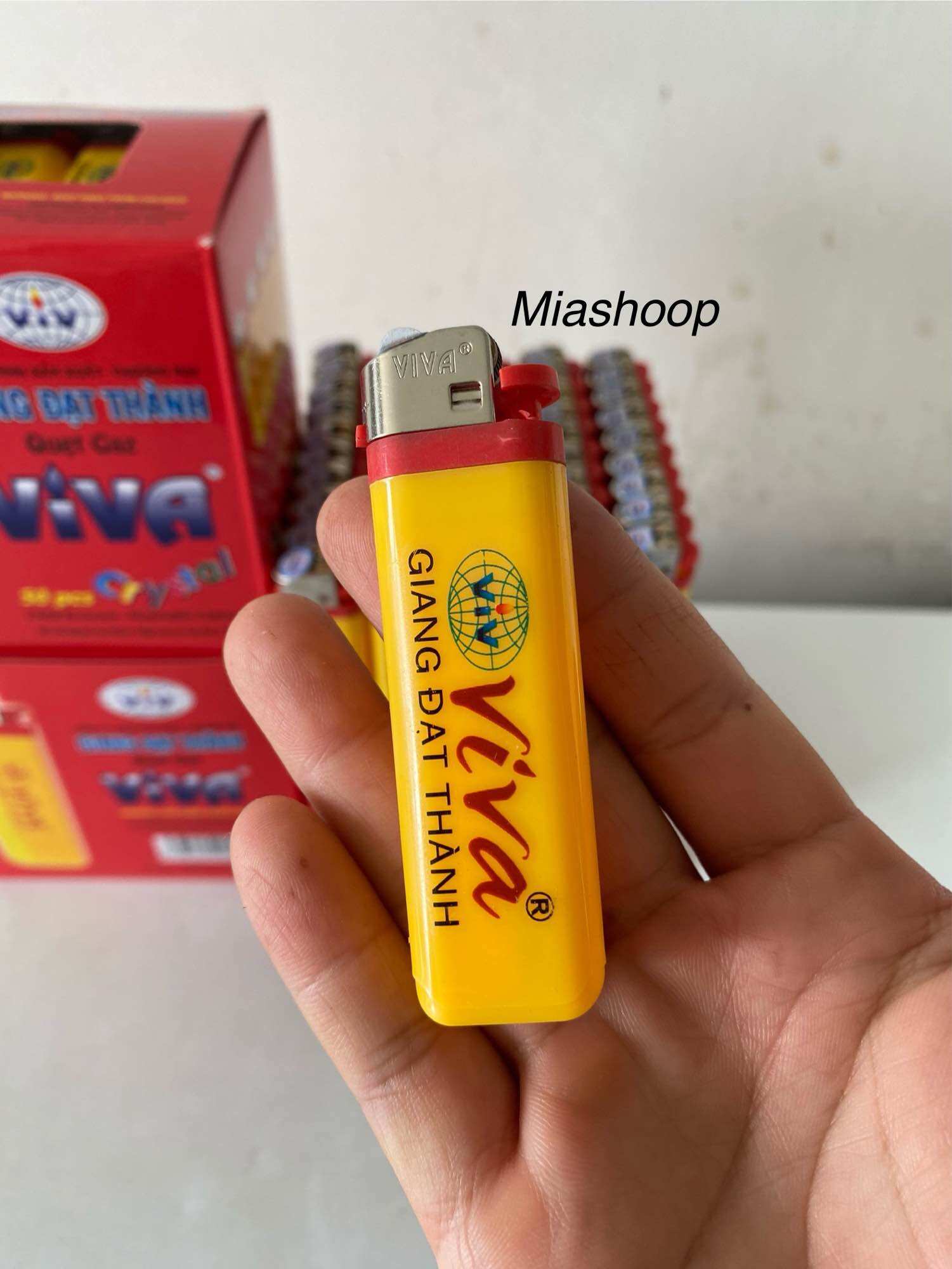 Bật lửa viva chữ vàng hộp 50 cái