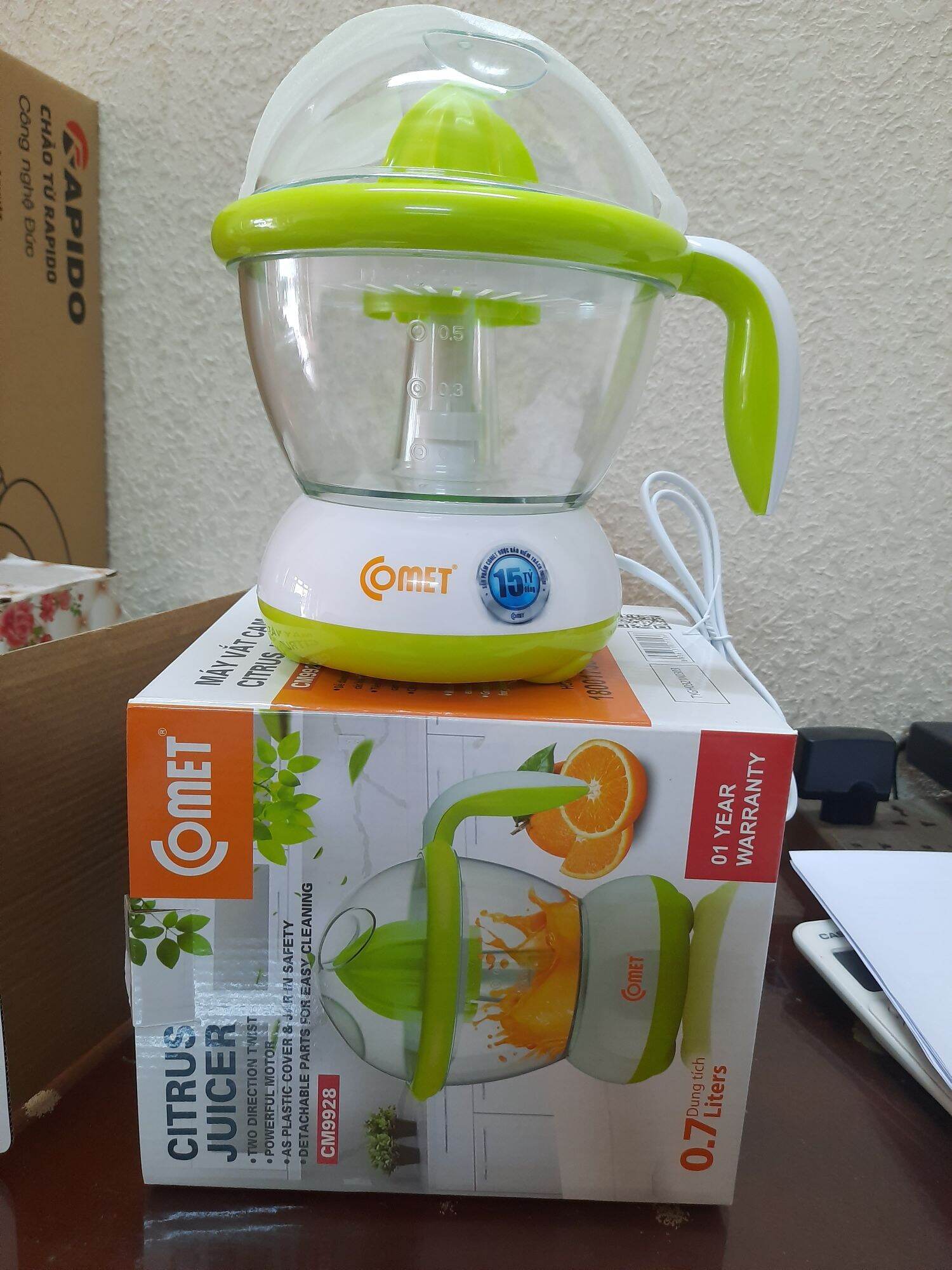 Máy vắt cam comet 9928