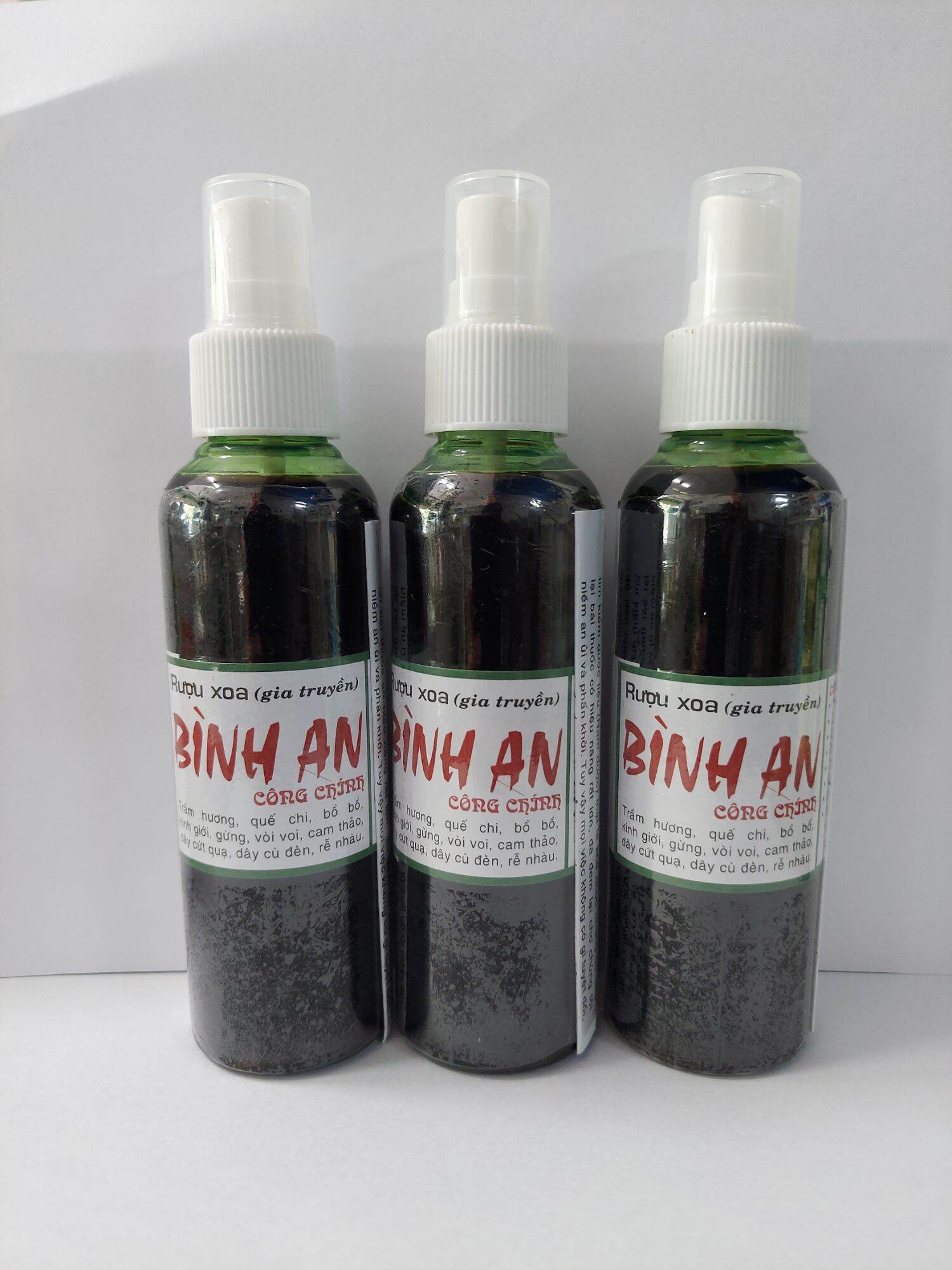 Dầu xoa bóp gia truyền công chính bình an 150 ml