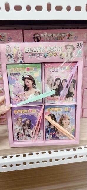 Sổ hình dán sticker blackpink trang trí